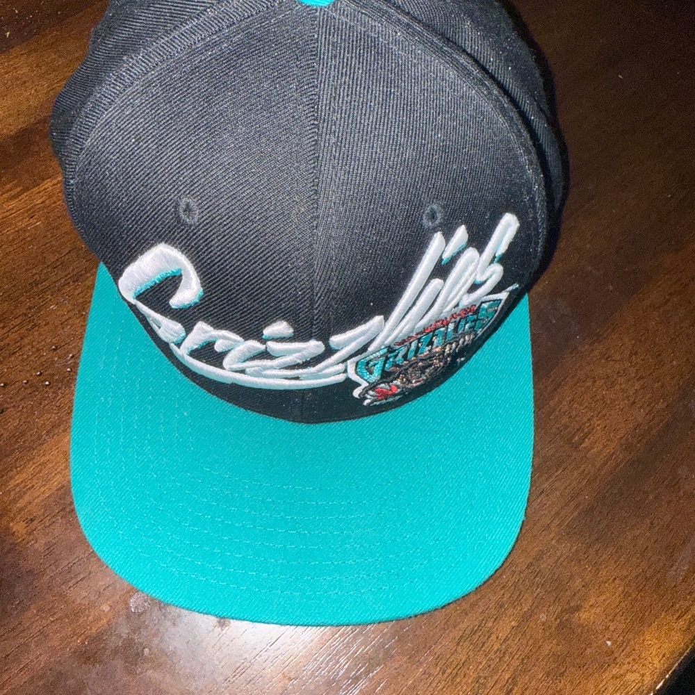 Vancouver Grizzlies Hat